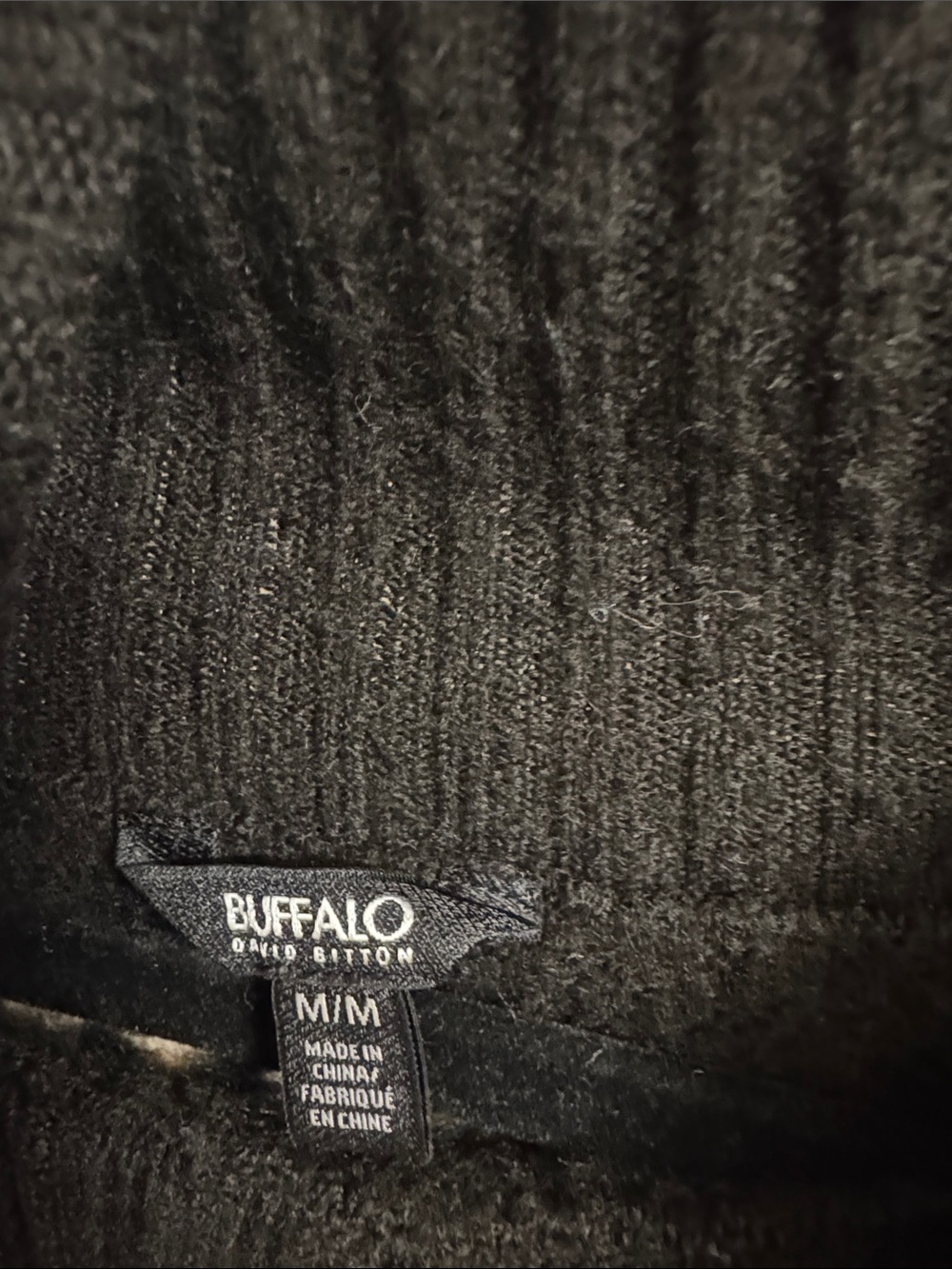 🍂☕️Buffalo David Bitton Black Turtleneck Fair Isle Sweater with Cream & Tan - Picture 2 of 2